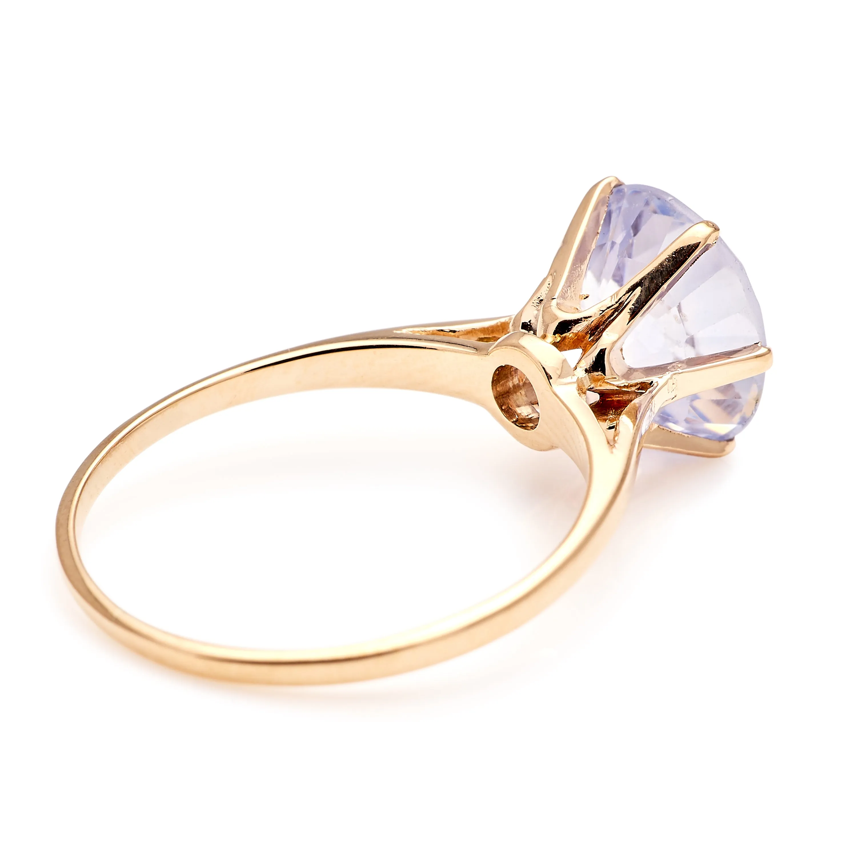 Antique, single-stone lilac sapphire ring 14ct yellow gold