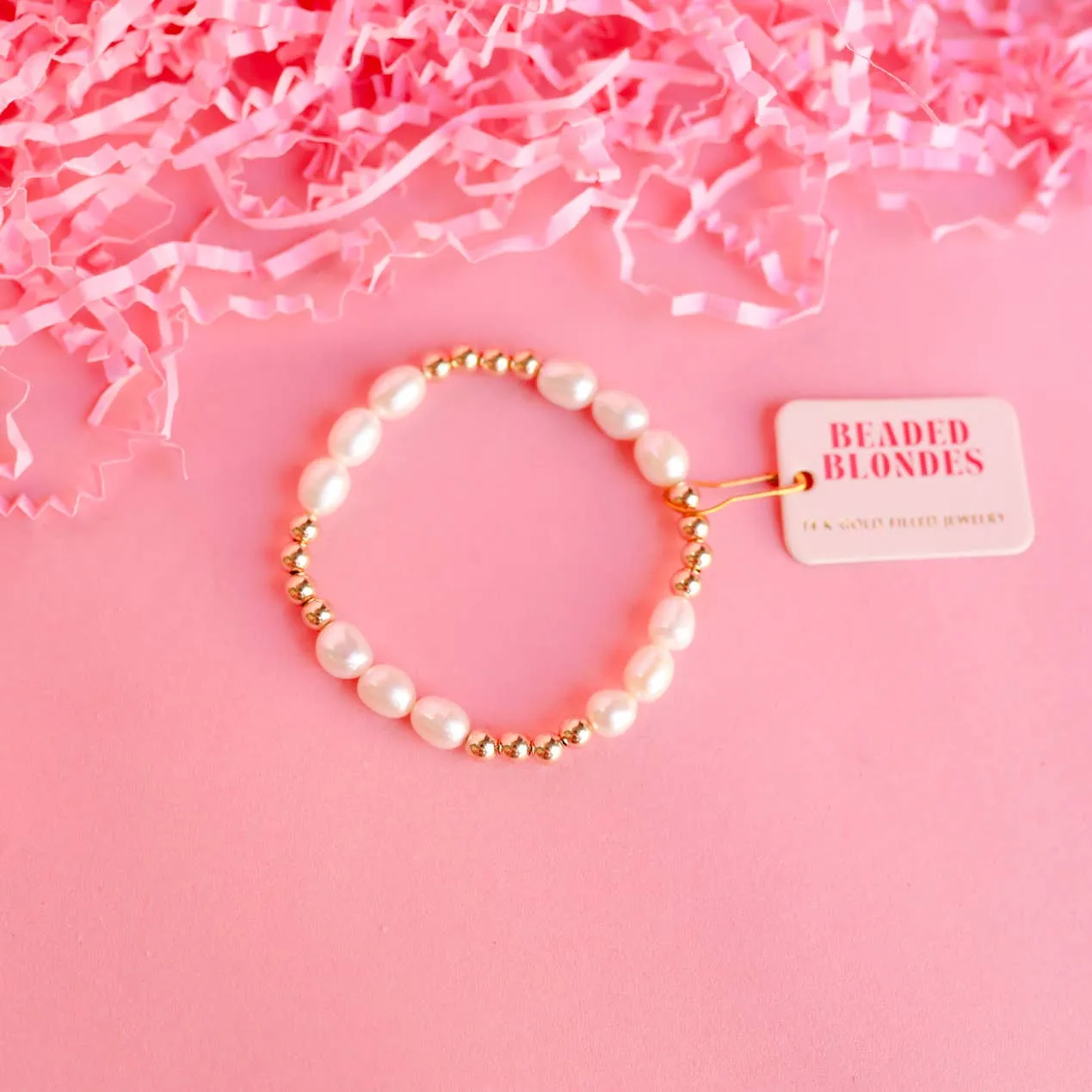Beaded Blondes - Willow Pearl Bracelet in Gold
