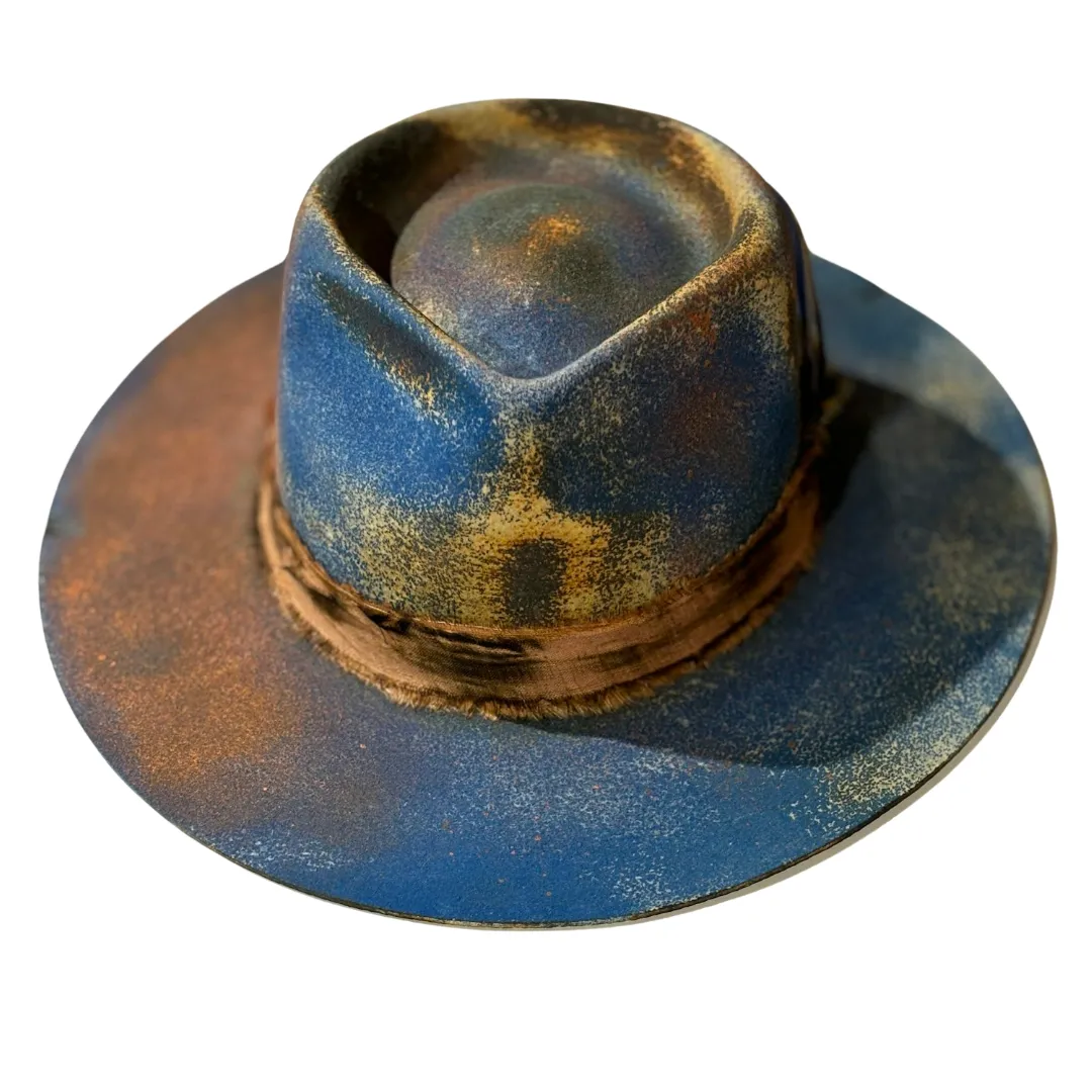Custom Fedora - Darya