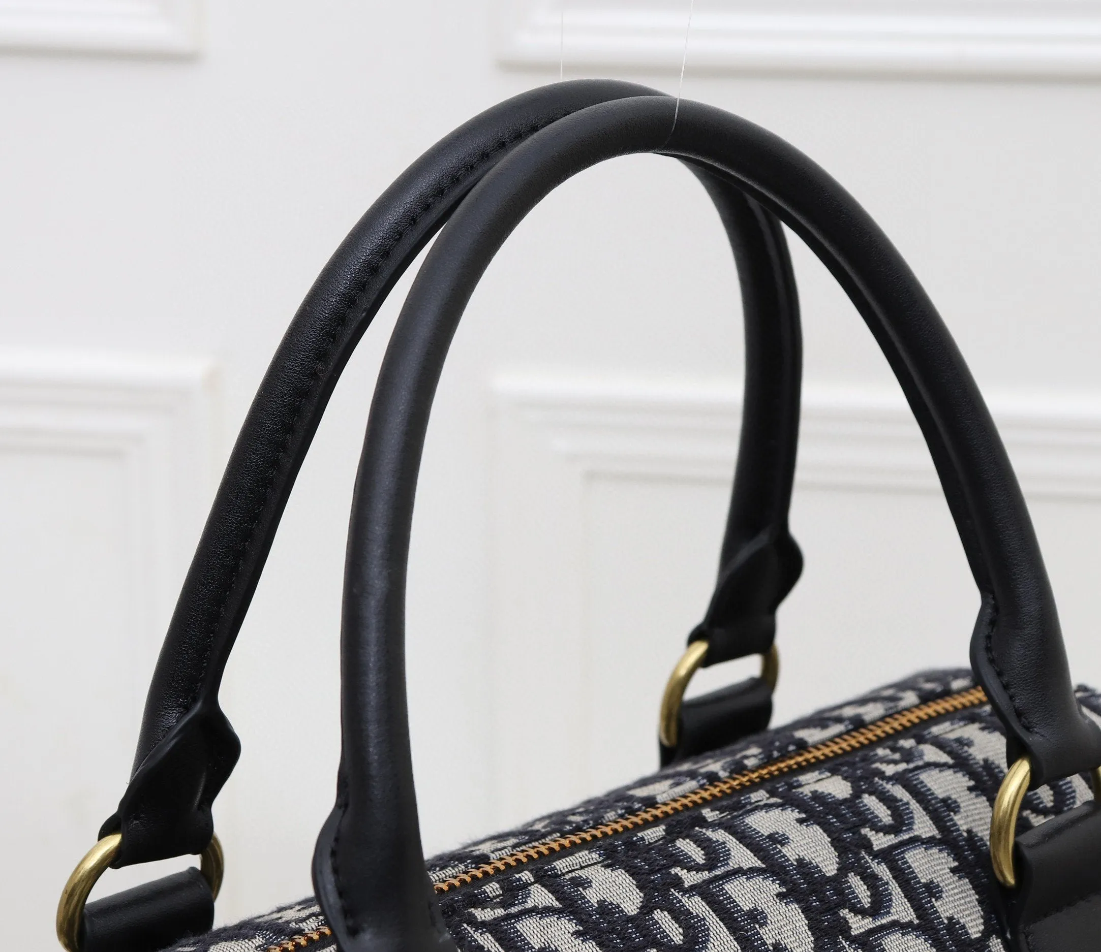 Designer Handbags DR 127