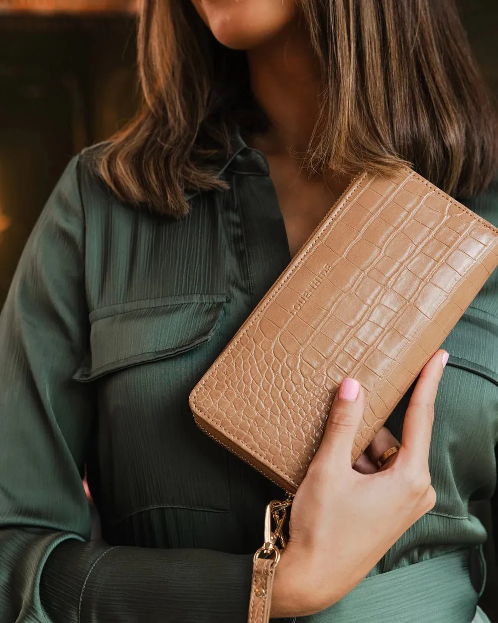 JESSICA WALLET CROC CAMEL