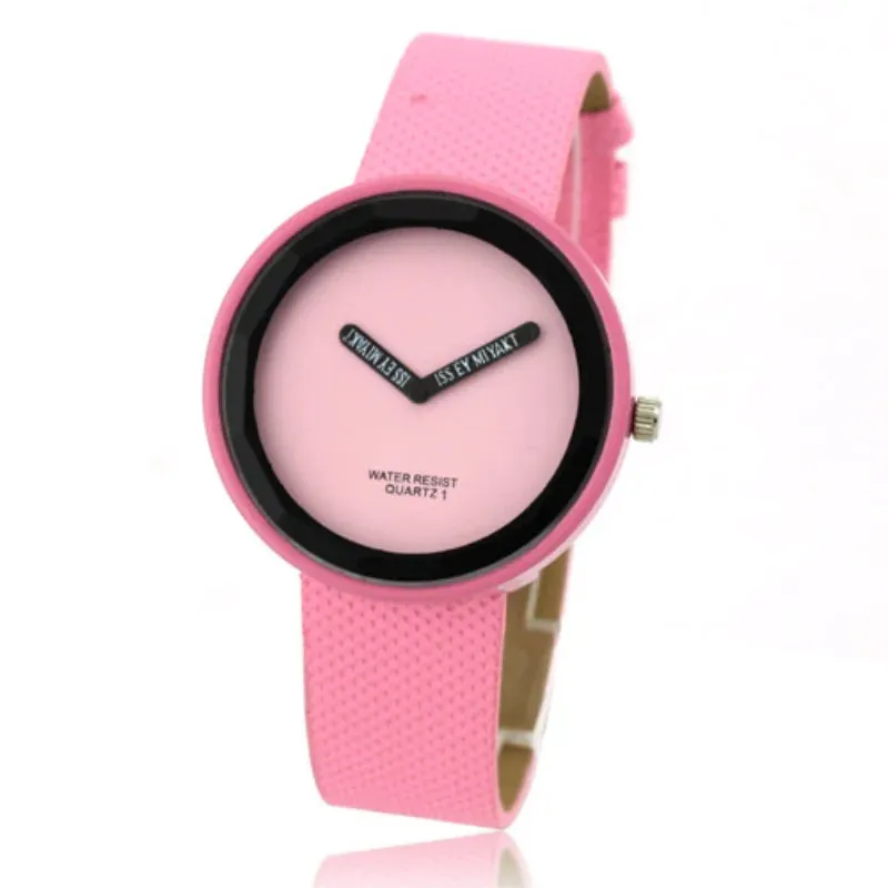 WoMaGe Women's Watches Fashion Casual Red Leather Band Quartz