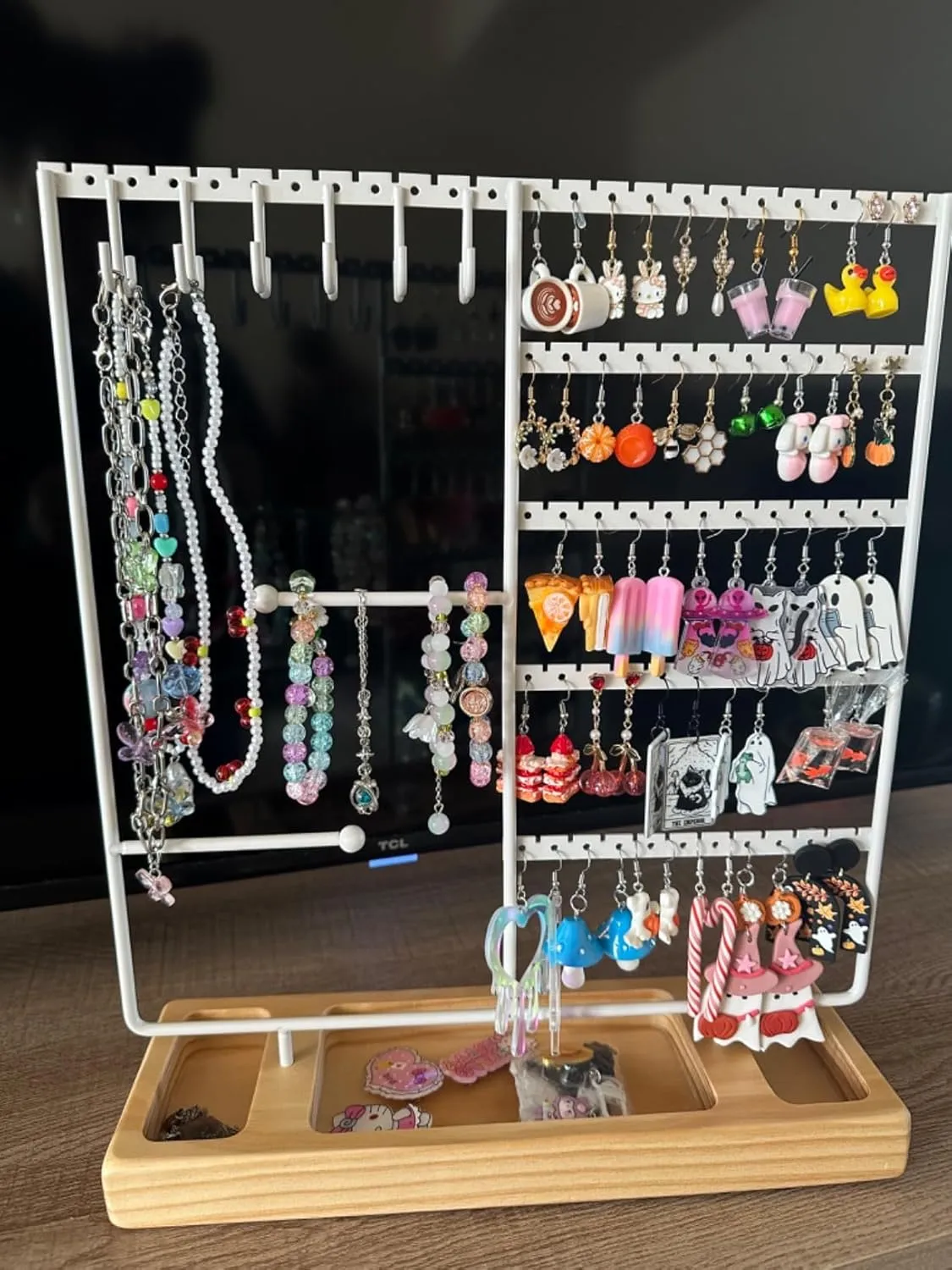 X-cosrack Earring Holder, 5-Tier Jewelry Organizer with Wooden Tray, 132 Holes, White Natural